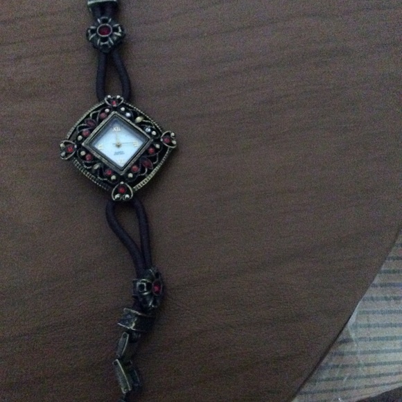 COPY - Victorian Look, Roman Numeral Watch - Picture 3 of 10